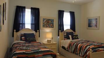 6 bedrooms, iron/ironing board, free WiFi