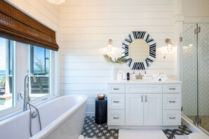 House, 3 Bedrooms | Bathroom | Towels - Azure 3 Bedroom Home (North Palmetto Point)