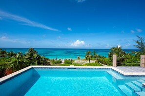 House, 3 Bedrooms | Pool