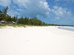 Villa, 2 Bedrooms | Beach | On the beach