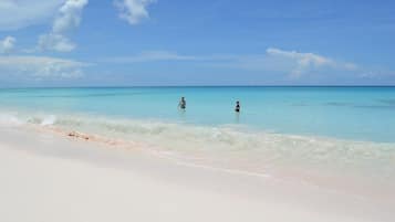 House, 4 Bedrooms | Beach