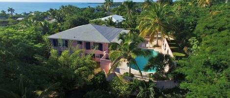 House, 4 Bedrooms | Exterior