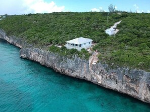 House, 2 Bedrooms | Exterior