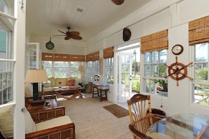 House, 4 Bedrooms | Interior