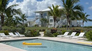 Condo, 2 habitaciones | Alberca