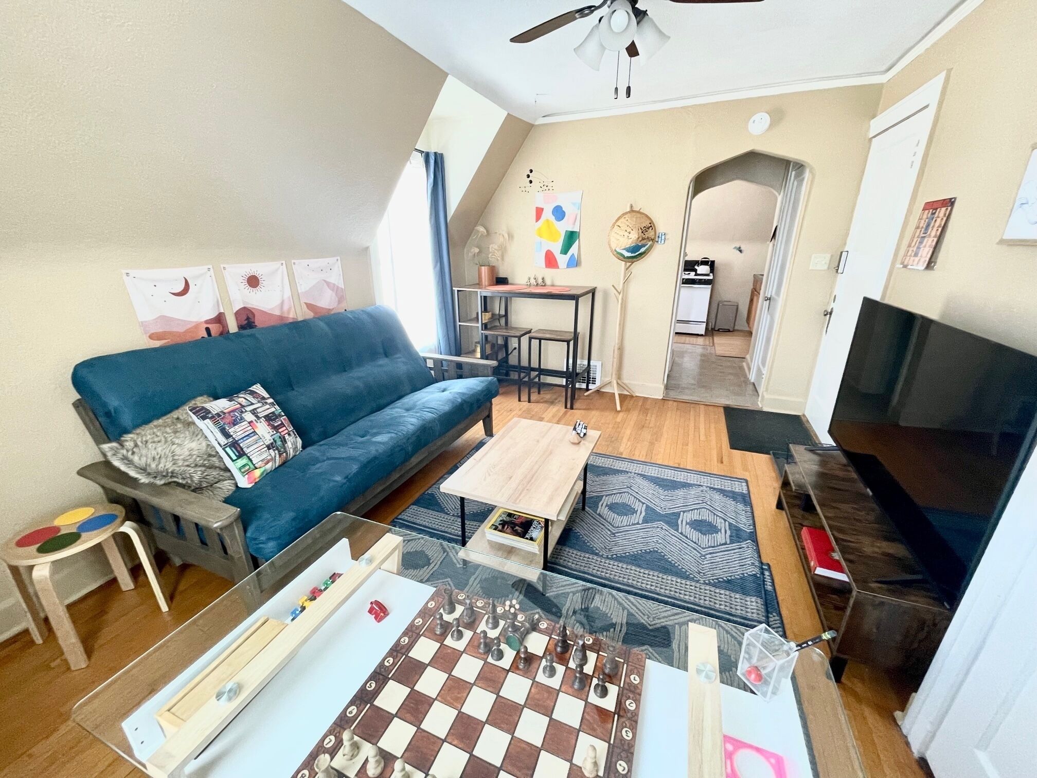  🌻 Free Wi-Fi + Fully Furnished Kitchen, Workspace