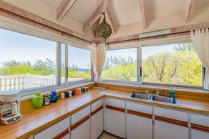 Villa, 4 Bedrooms | Private kitchen | Fridge, oven, coffee/tea maker, toaster