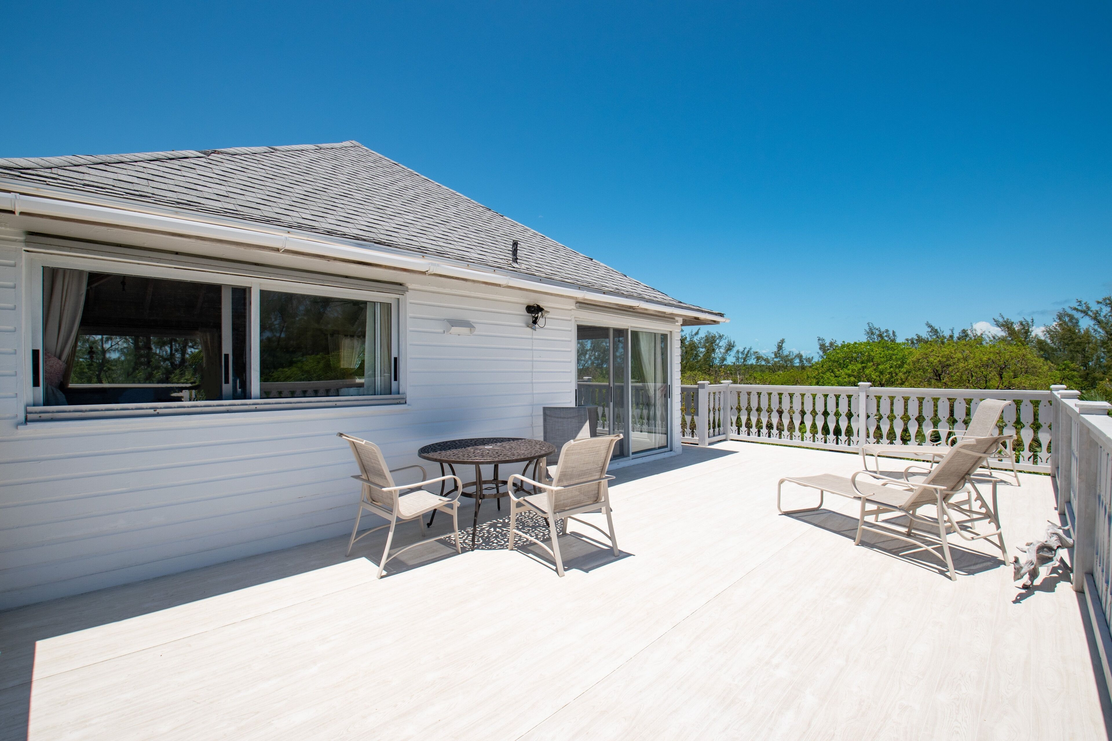 Villa, 4 Bedrooms | Outdoor dining