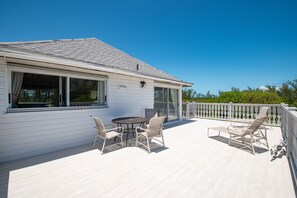 Villa, 4 Bedrooms | Outdoor dining - Sundowner Villa 4 Bedroom Villa (Savannah Sound)