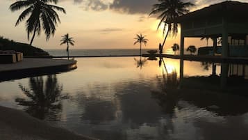 Bungalow, 1 Bedroom | Pool
