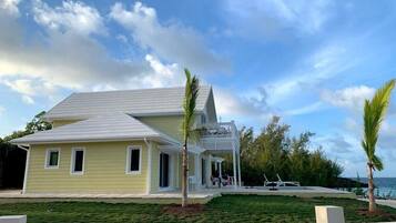 House, 3 Bedrooms | Exterior