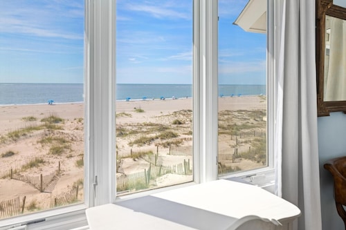 Port O'Call F 303 - Ocean Front with Roof Deck