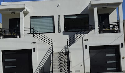 Dimond Abode Vacation Rental 3428