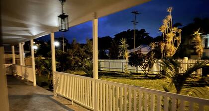 Mojo’s Salt & Pepper Cottage, 500m to beach