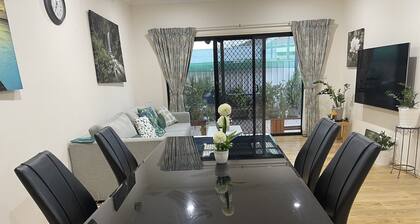 3 Bedrooms whole house very quiet