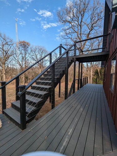 A Frame Cottage on 3 Acres at Beautiful Lake Texoma