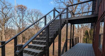 A Frame Cottage on 3 Acres at Beautiful Lake Texoma