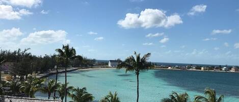 House, 2 Bedrooms | Beach