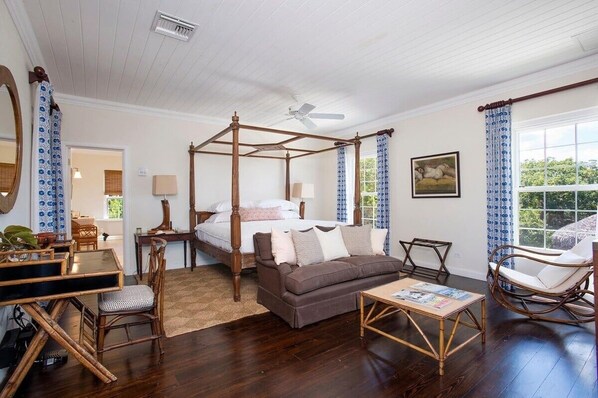 5 bedrooms, cribs/infant beds, free WiFi