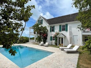Villa, 5 Bedrooms | Pool