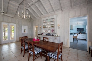 House, 3 Bedrooms | Dining