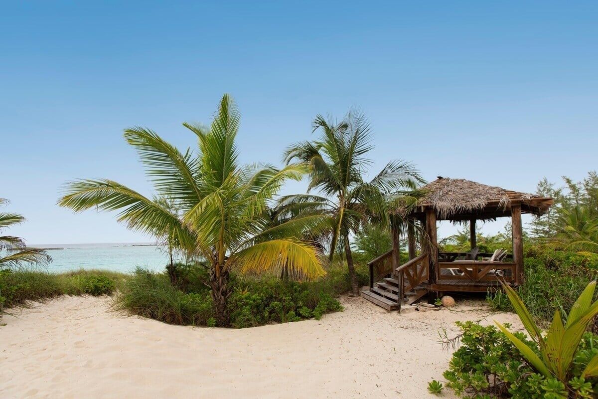 Villa, 5 Bedrooms | Beach