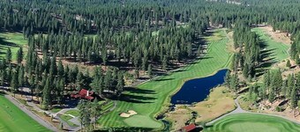 Rocky Cliff Retreat at Davis Lake