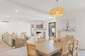 Dining - Modern estate w/Camelback Mt views, heated pool (Paradise Valley)