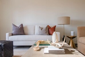 Llar de foc i oficines 