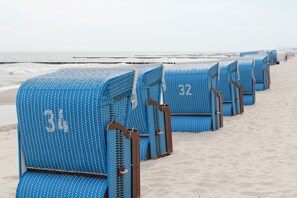Platja a a prop 