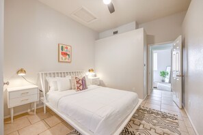 5 bedrooms, travel crib, WiFi, bed sheets