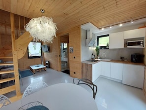 Fridge, microwave, dishwasher, cookware/dishes/utensils - Chatka pod Górką by Interhome (Wisla)