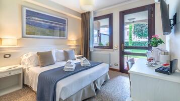 2 sovrum, värdeförvaringsskåp på rummet och strykjärn/strykbräda