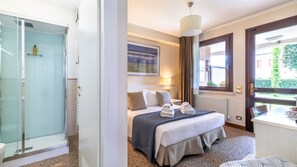 2 bedrooms, in-room safe, iron/ironing board, travel cot - Borgo Tabari Apartment Marco Polo (Casoni)
