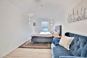 3 bedrooms, travel crib, free WiFi