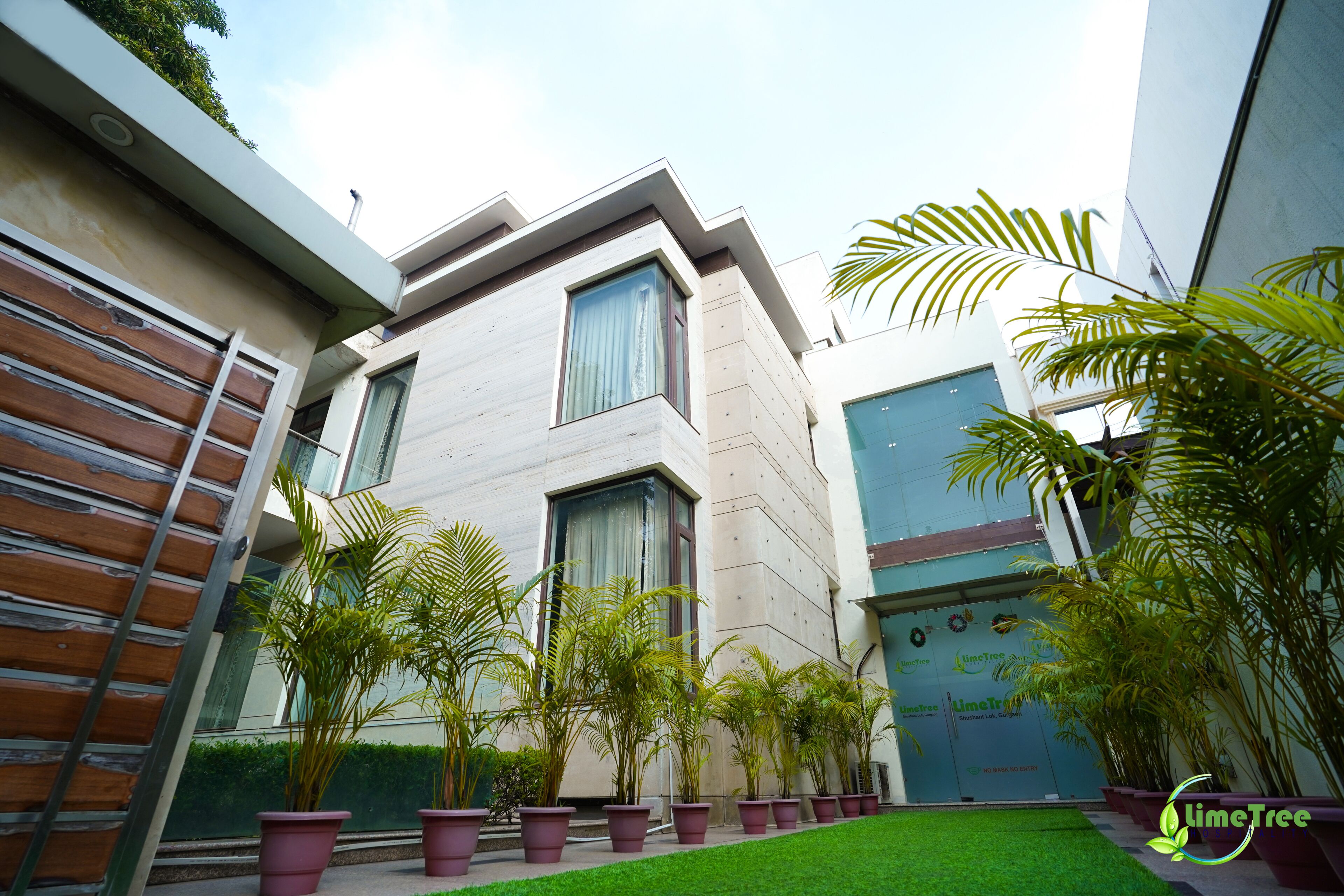 Voorkant van accommodatie