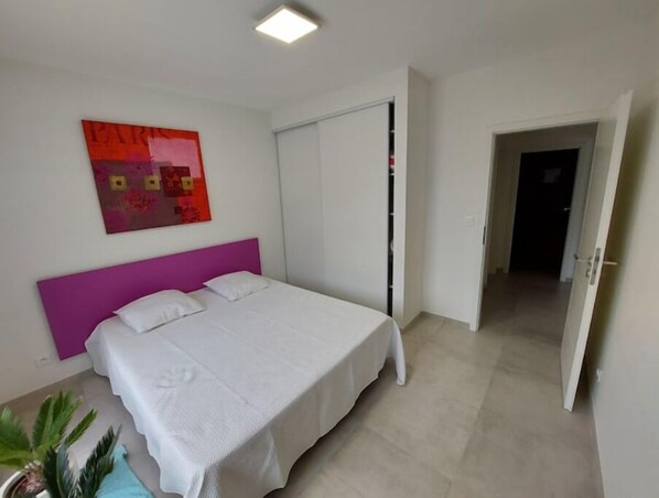 3 Schlafzimmer, Bügeleisen/Bügelbrett, kostenloses WLAN, Bettwäsche