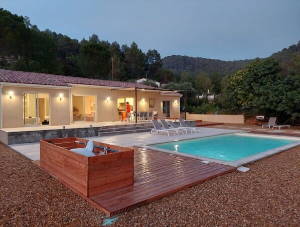 Outdoor pool - Villa les Amourenes (Salernes)