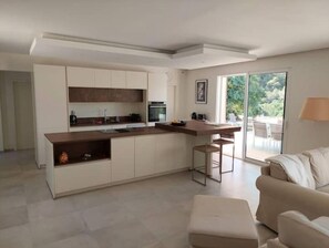 Interior - Villa les Amourenes (Salernes)