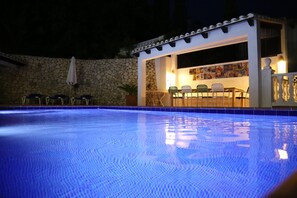 Outdoor pool - MORAIRA-BENISSA villa deco atypique 10 pers Wifi- clim- Piscine privée (Benissa)