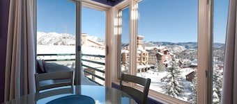 Pinnacle Place Ski-In/Out | Views, Fireplace, Covered Parking, Deck, Hot Tub