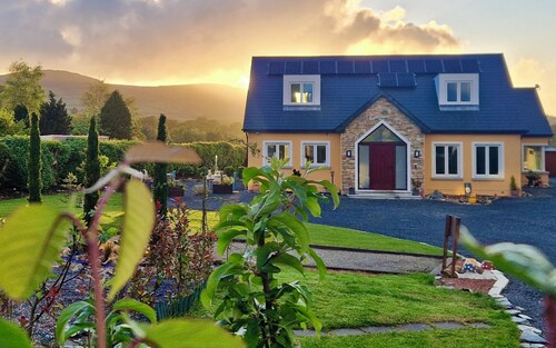 B&B and Self Catering Mon Petit Cottage