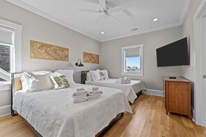 6 bedrooms, free WiFi, bed sheets