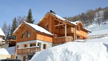 Esterni