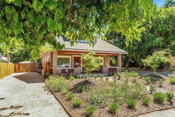 Exterior - Home Squared (Paso Robles)