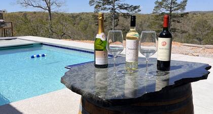 The Rustic Retreat @ Rocky Acres - Amazing Views!!