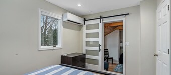 Cozy Nook - One Bedroom Apartment, Sleeps 4