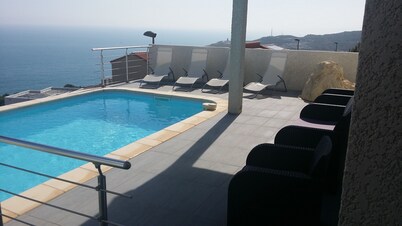 Villa with panoramic sea view