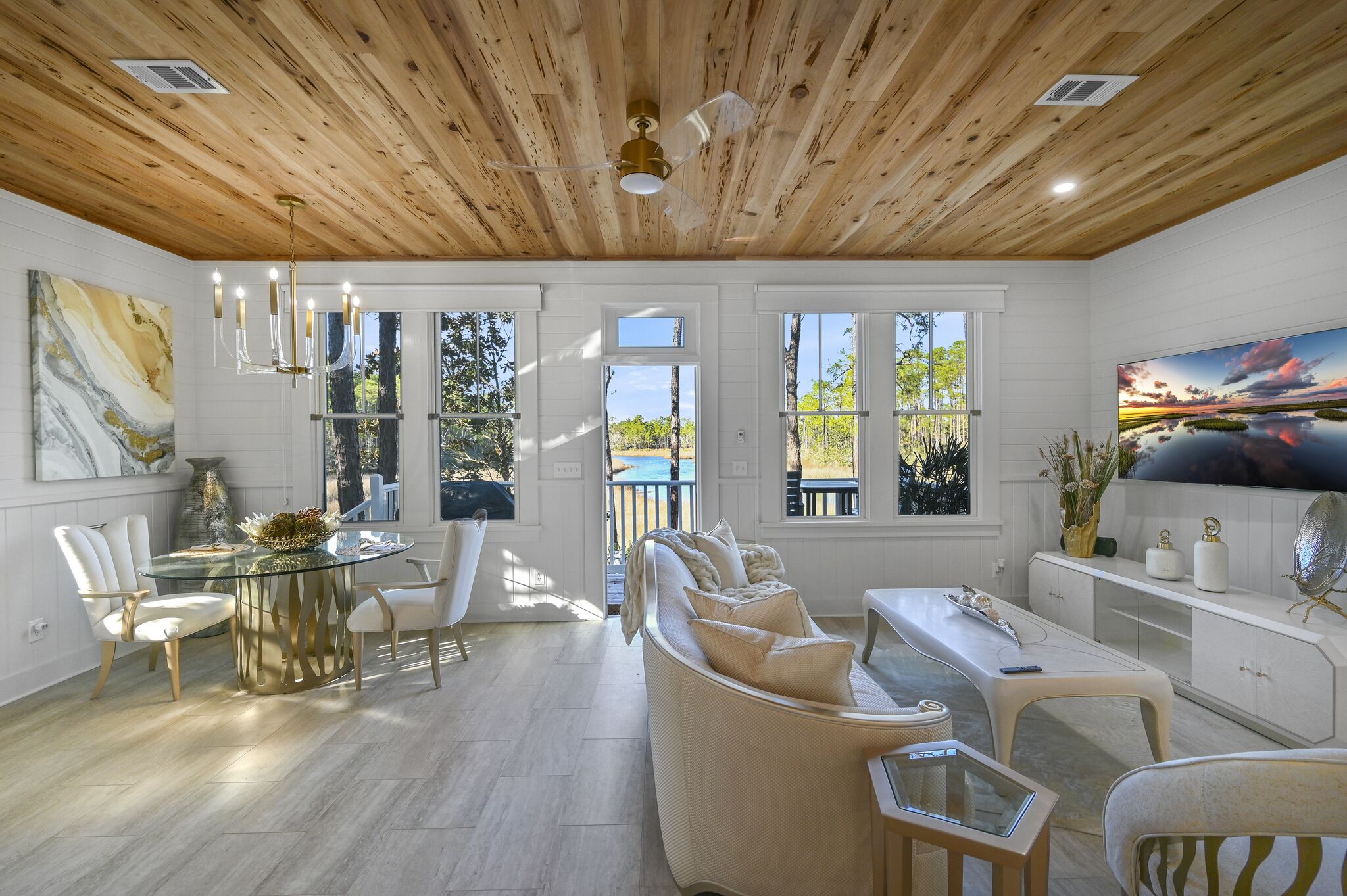 Smart-tv en een stereo