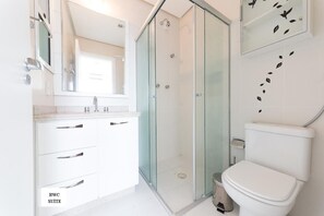 Dusche, Handtücher, Seife